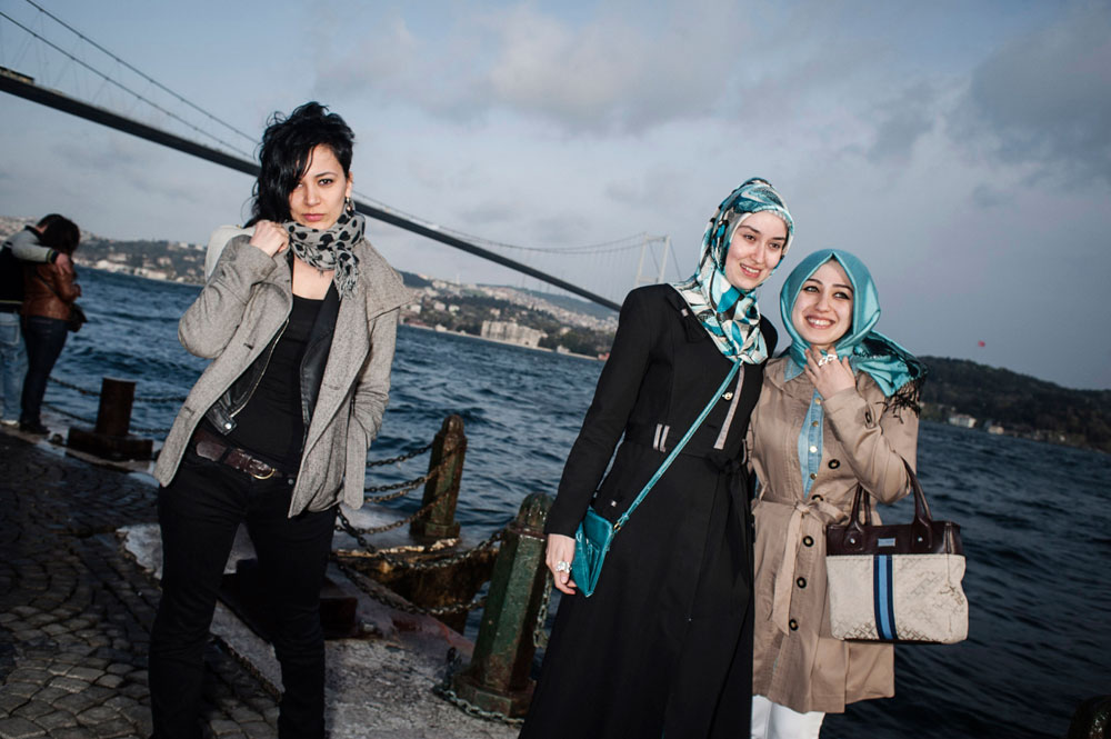 Luc Choquer - Femmes D'Istanbul 02