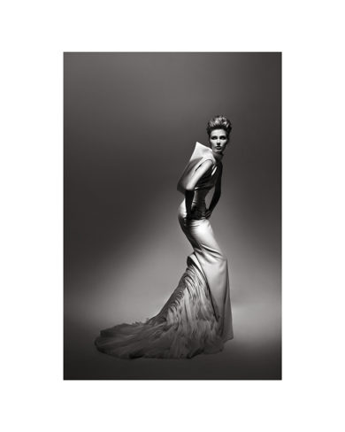 Jean-Daniel Lorieux - Robe Stephan Roland en noir et blanc